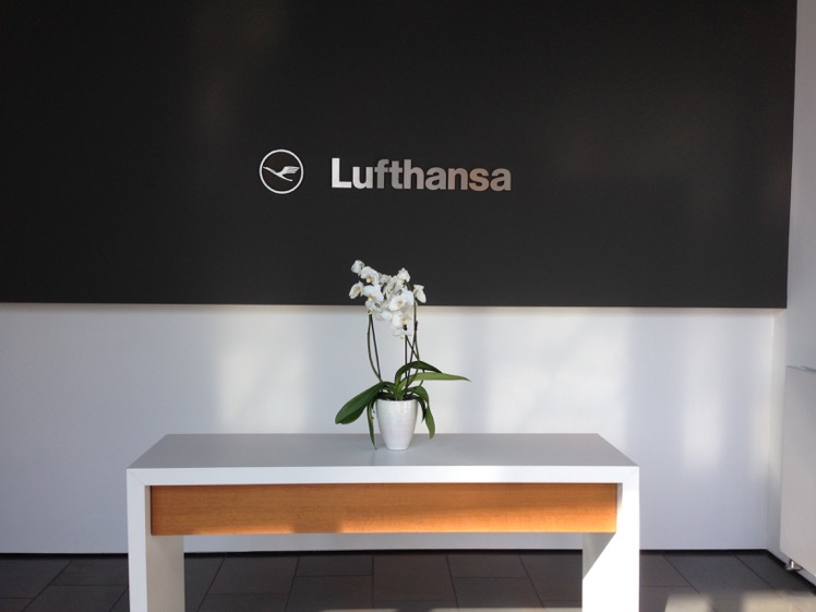 Lufthansa First Class Terminal lower lobby
