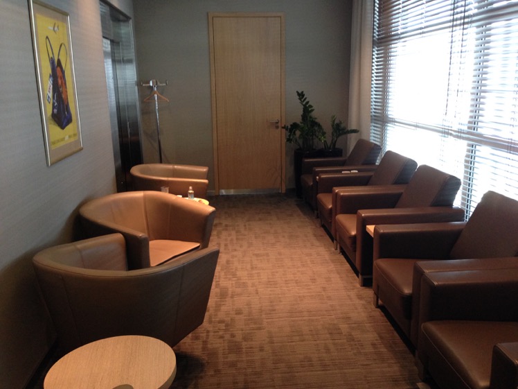 LOT Elite Club Lounge seating