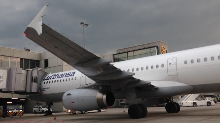 Lufthansa Business Class A321 Frankfurt to Munich