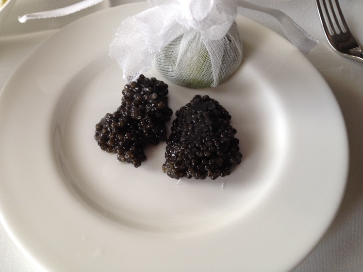 Caviar with the traditional Garnishes