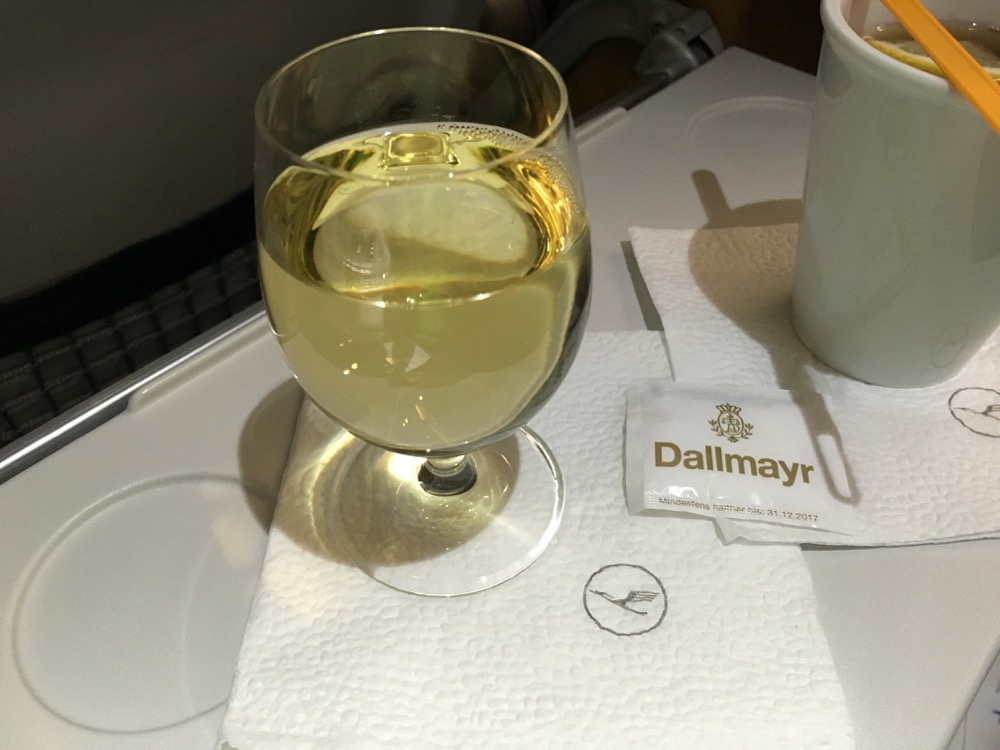 LH Business Class Champagne
